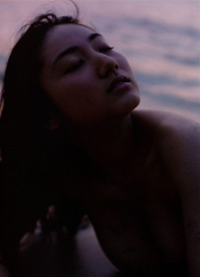 【画像】紗綾の全裸ヌード！ガチでエロい事になっとるがなｗｗｗｗｗｗｗｗｗ0022manshu