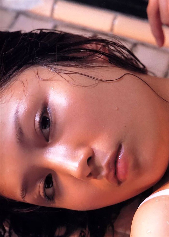 【画像】三津谷葉子 週刊ポストの写真集で生乳首を晒すｗｗｗｗｗｗ0044manshu